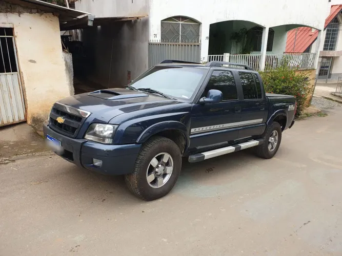Chevrolet S10 Pick-up Exec. 2.8 4X4 CD TB Int.dies 2010
