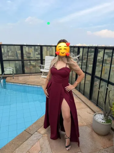 VESTIDO DE MADRINHA DE CASAMENTO - BORDÔ