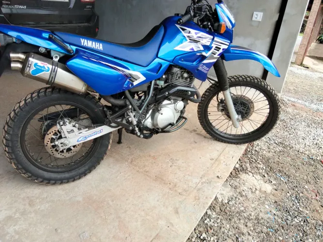 Moto yamar XT 600 muito nova