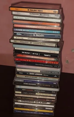 CDs nacionais e internacionais (todos originais)