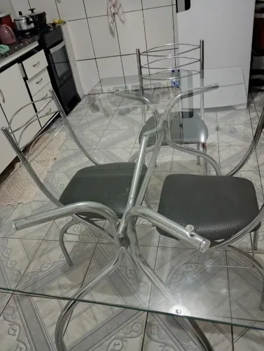 Mesa de vidro 6 cadeiras