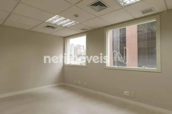 Sala Comercial Sofisticada para Locação na Avenida Angélica | 44 m²; | 3 Salas | Edifício