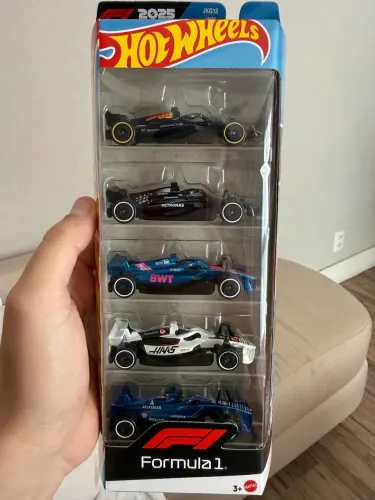 Pack F1 hotwheels 2025 mclaren mercedes redbull willians haas alpine