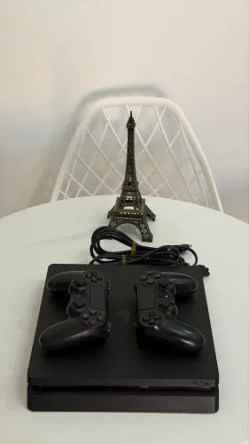 PlayStation 4 slim