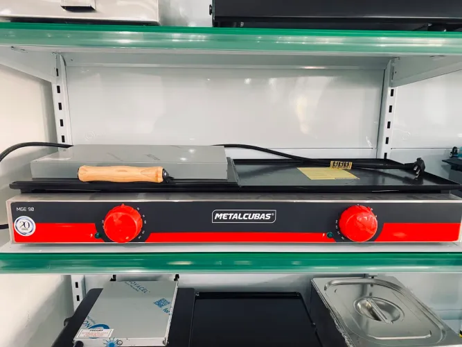 NZ. Chapa prensa grill elétrico 90 cm METALCUBAS 