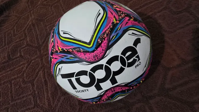Bola de society da Topper