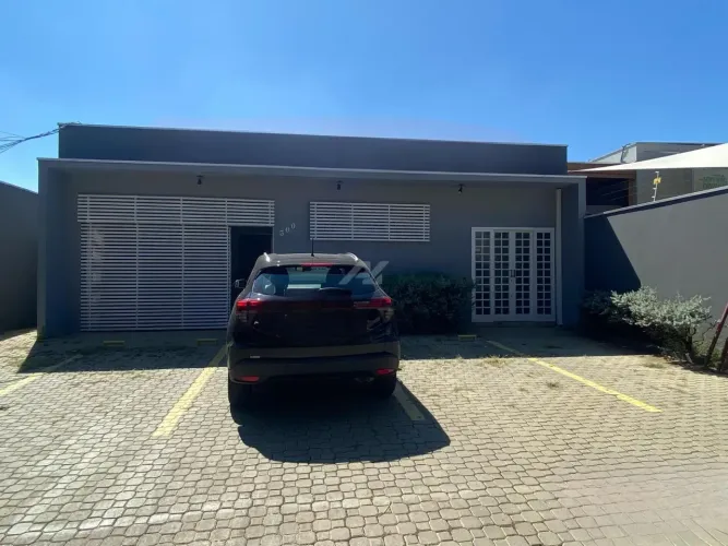 Casa para venda possui 170 metros quadrados com 6 quartos em Barão Geraldo - Campinas - SP