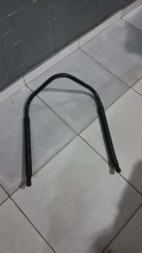 Suporte de parede para bicicleta