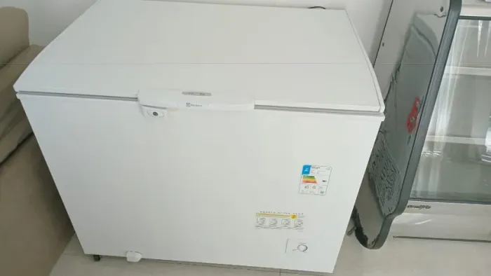 Freezer Congelador horizontal Electrolux H330