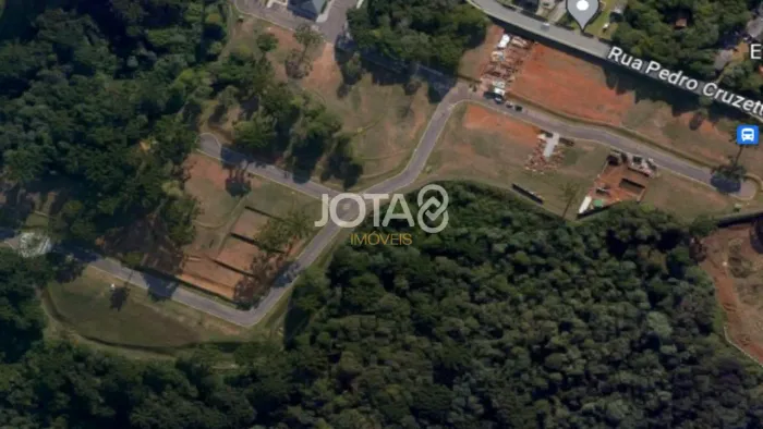 TERRENO COM 1000 M² NO CONDOMÍNIO PARADISO RESIDENCIAL 2 Terreno de 1000 M² No Paradiso Re