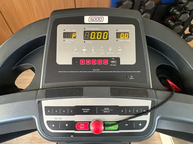 Esteira Ergométrica Speedo TR5 - Lona Nova e Funcionando