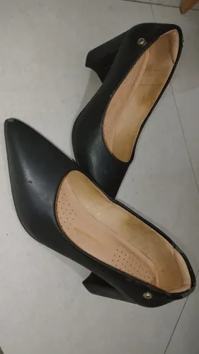 SCARPIN PRETO