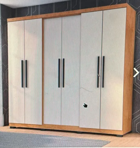 Guarda Roupa 6 portas