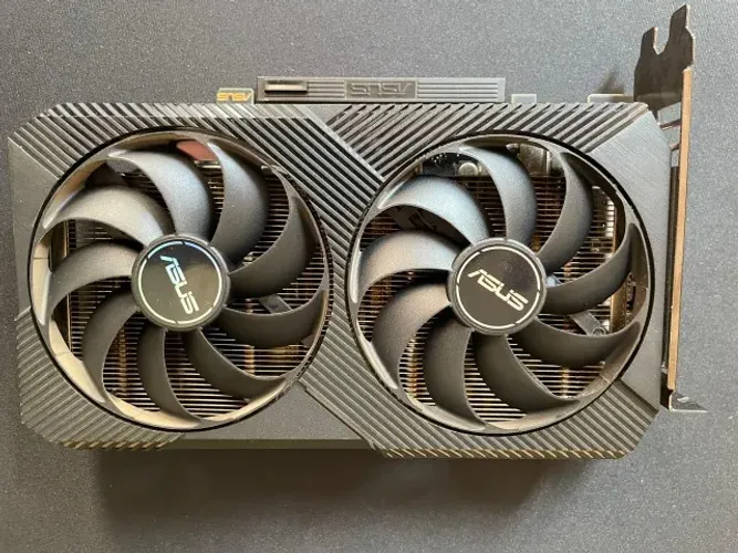 Vendo Placa de Vídeo RTX 3060 12 Gbs da Asus Tuf 192 Bits