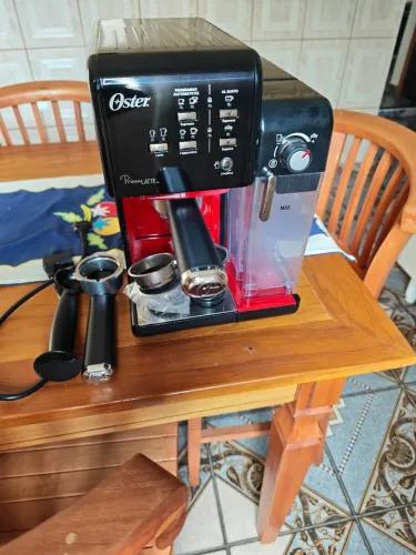 Cafeteira Oster PrimaLatte