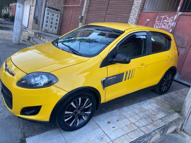 Fiat Palio Sporting 1.6 Flex 16V 5P 2015