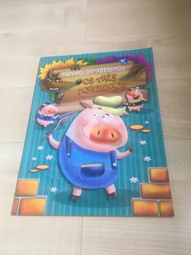 Livro Os três porquinhos