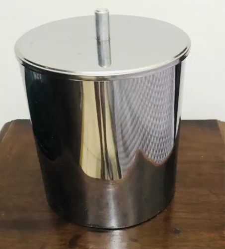 Lixeira aço inox com tampa