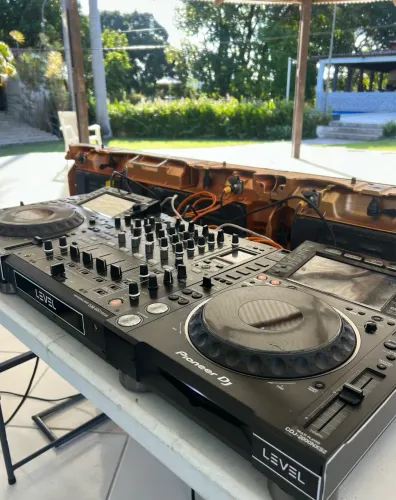 PAR PIONNER CDJ 2000 nexus 2 - OPORTUNIDADE