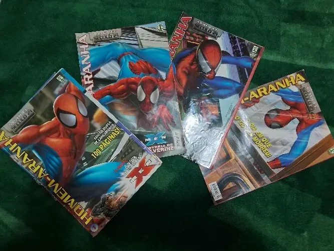 Coleção de revista gibi Homem-Aranha com 4 edições