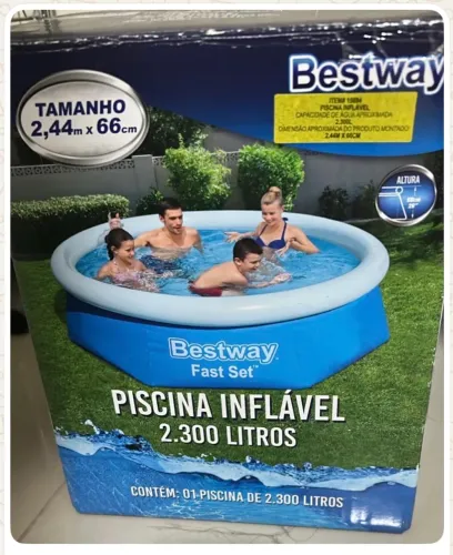 Piscina inflável 2300 Litros !
