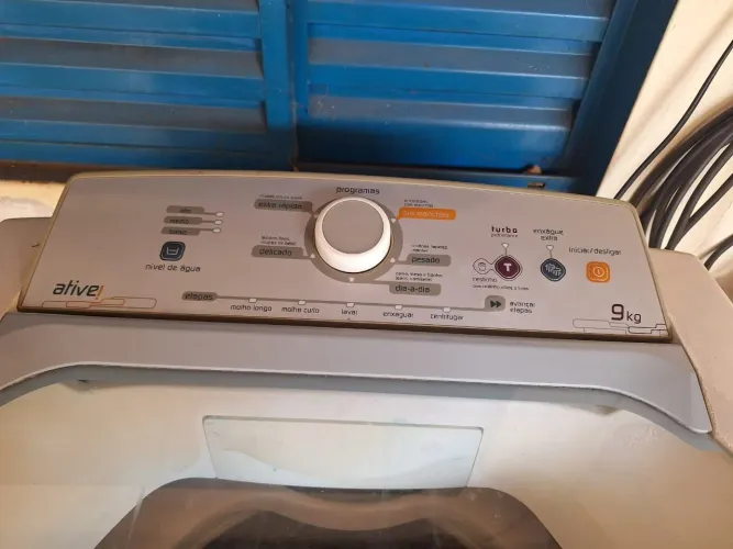 Máquina de lavar roupas Brastemp 9 kilos