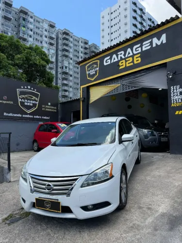 Nissan Sentra SL 2.0/ 2.0 Flex Fuel 16V Aut. 2016