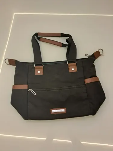 Bolsa de Ombro Imaginarium Preta com Detalhes Marrom