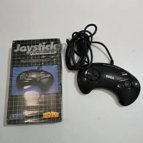 Controle Sega Mega Drive Tectoy na caixa - Primeira versão