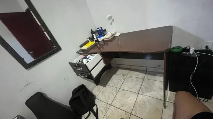 Mesa de estudos em MDF