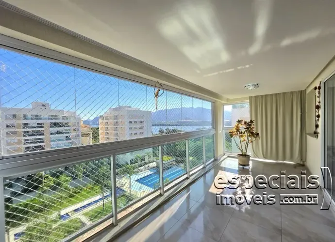 Apartamento à venda no Vistta Laguna. Barra da Tijuca. 4 Suítes.