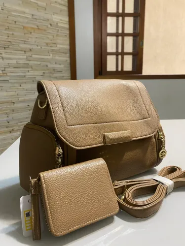 bolsa feminina elegante com brinde combinando