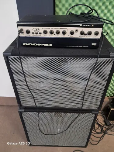 Cubo para contrabaixo  ,ótima condição .