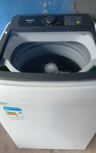 Vende-se maquinha de lavar e secar em estado perfeito