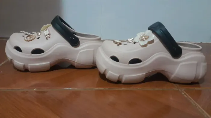 Crocs feminino no precinho