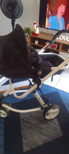 Carinho de bebê mobi safety