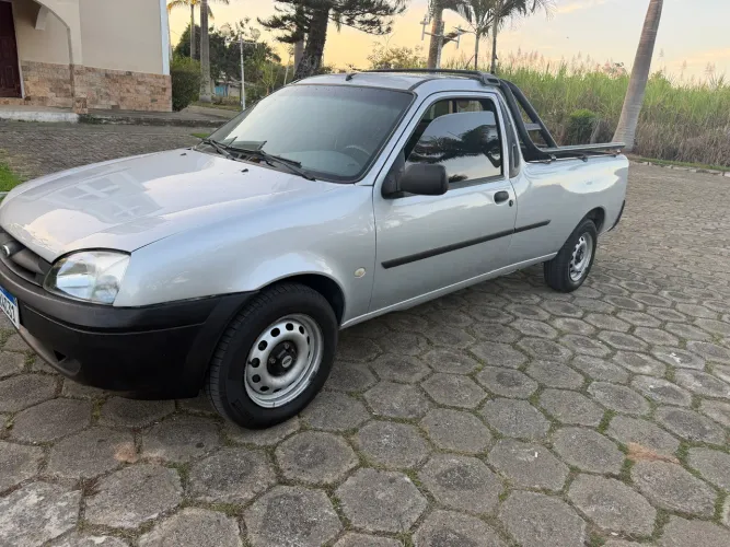 Ford Courier 1.6 L/ 1.6 Flex 2009