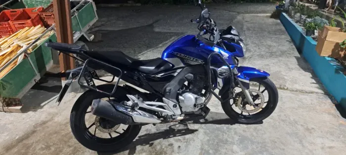 Twister cb250f a venda