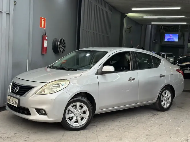 Nissan Versa S 1.6 16V Flexstart 4P Mec. 2014
