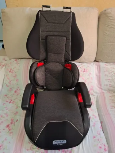 Cadeira de automóvel para criança 