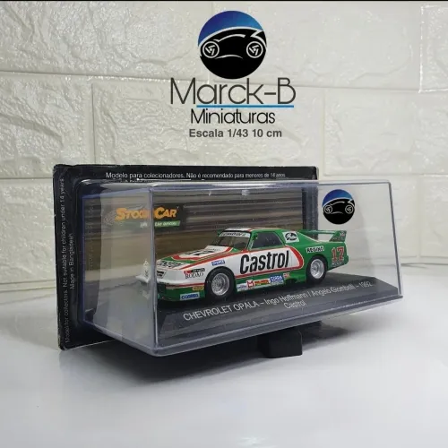 miniaturas de carrinhos