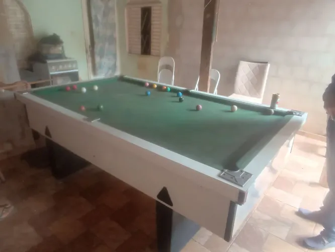 Mesa de sinuca para bar