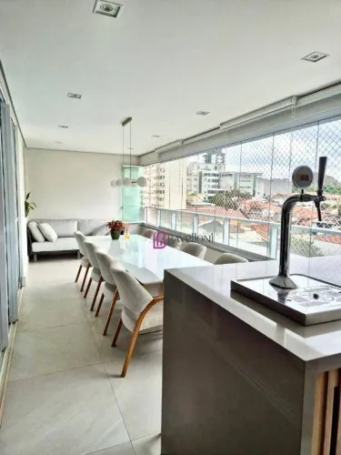 Clock Vila Romana | 175 m² com 3 Suítes, Varanda Gourmet Integrada e Alto Padrão