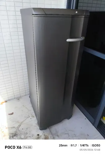 Envelopamento freezer adesivo metálico 