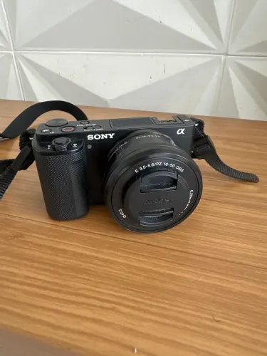 Camera Zve10