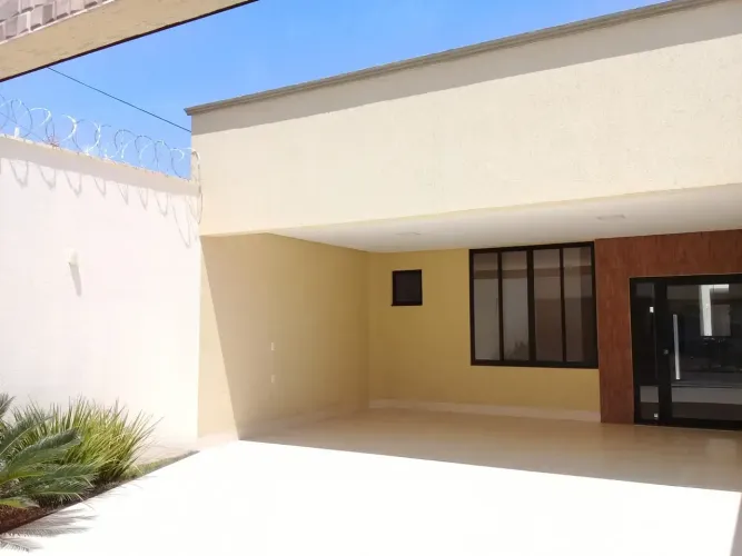 Casa à venda Parque Amazônia, Goiânia - GO *Próximo a Praça da Feira*