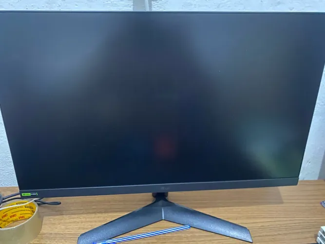 Monitor Gamer LG UltraGear 24? 180Hz IPS 1ms