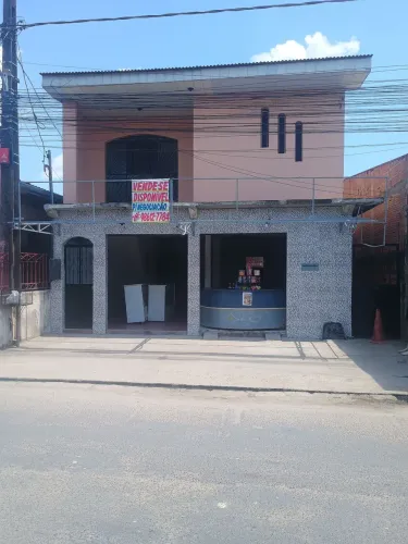 Casa c/ ponto comercial