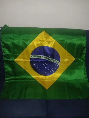 Lenço de cetim do Brasil - Multiuso 0.90 cm x 0.90 cm