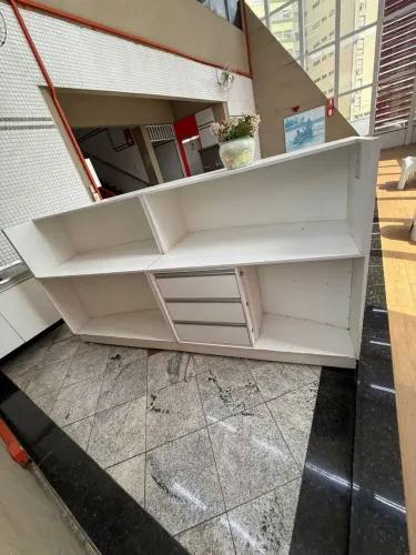 Balcão comercial